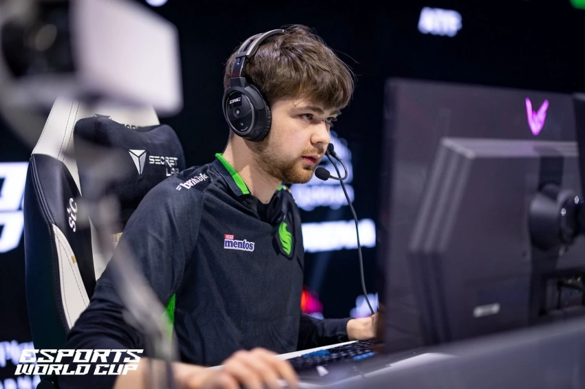 Мидер Team Falcons по Dota 2 сравнил вылет команды с DreamLeague с неудачным стартом года